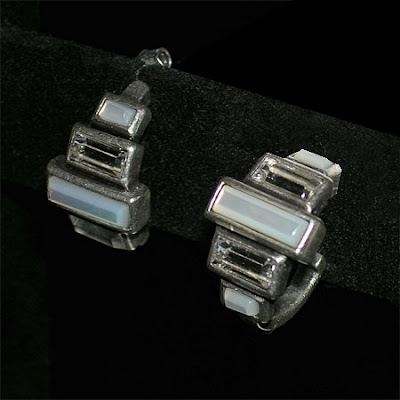 Wallpaper World: Latest Fashionable Hoop Earrings Collection For